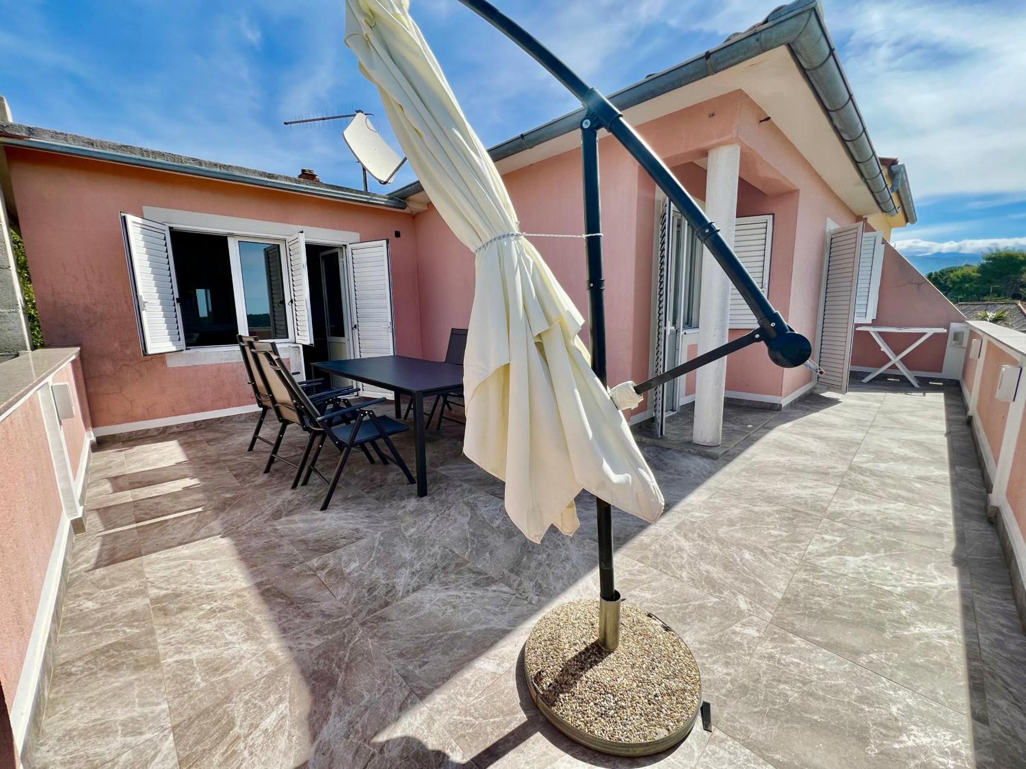 Sunset Apartment Kampor Kültér fotó